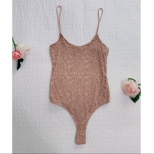 NWOT!! Mauve Lace Bodysuit